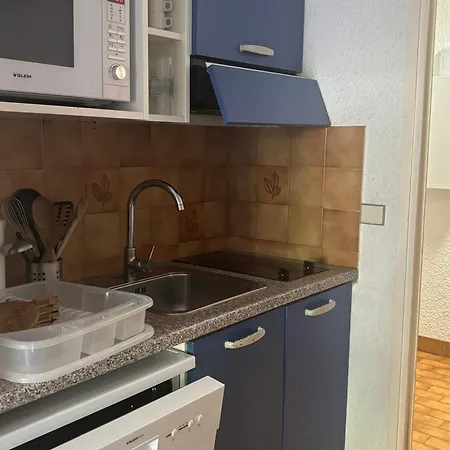 Studio 6 Pers. Avec Wi-Fi Et Balcon Vue Mer - Fr-1-827-53 *